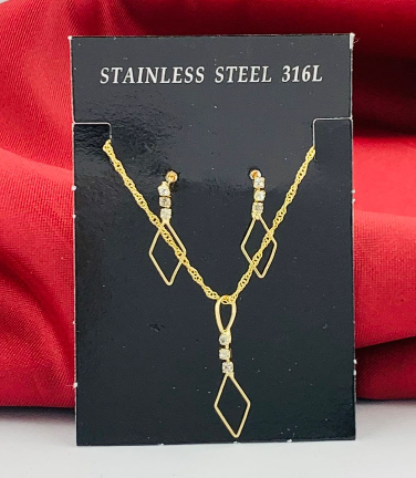 JUEGUITO COVER GOLD TRIANGULO DORADO COLGANTE