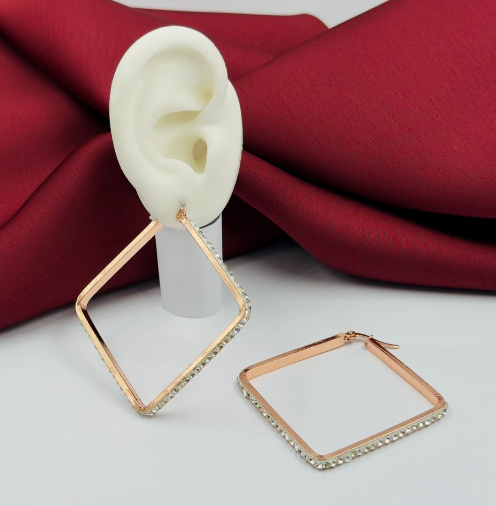 CANDONGA ACERO INOXIDABLE ROMBO LINEA BLANCA CIRCON ROSA