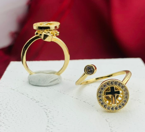 ANILLO RODIO GIRATORIO CRUZ MITAD CIRCON BLANCO DORADO