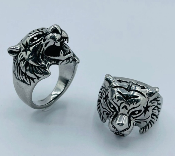 ANILLO ACERO INOXIDABLE LEON PLATEADO