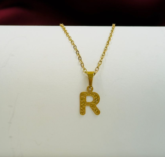 CADENA DIJE ACERO INOXIDABLE LETRA R DORADO