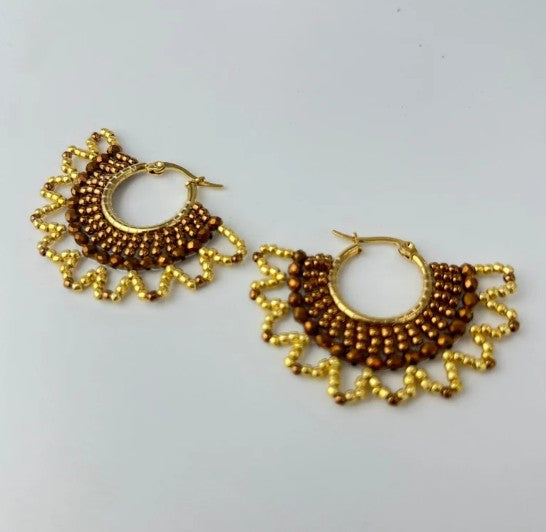 CANDONGA TEJIDA CAFE-BORDE DORADO