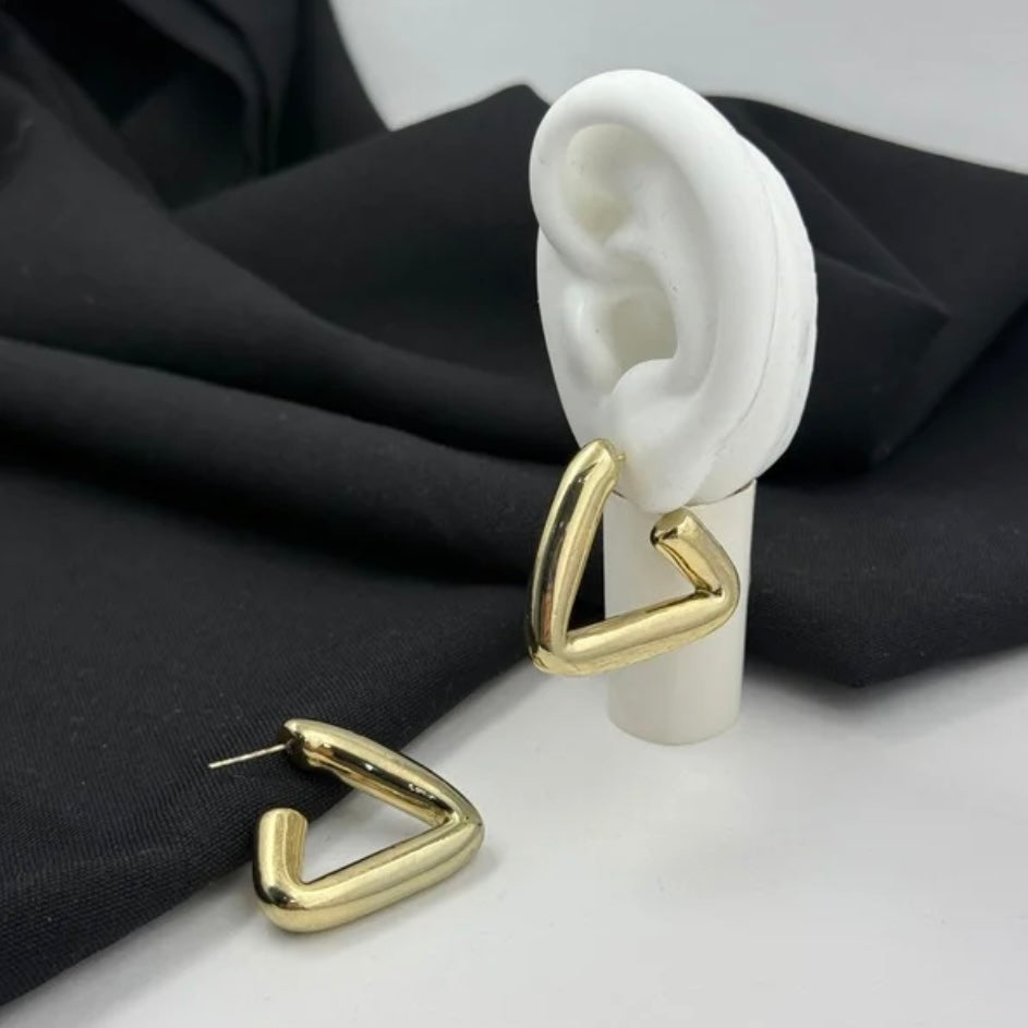 ARETE TRIÁNGULO RODIO DORADO