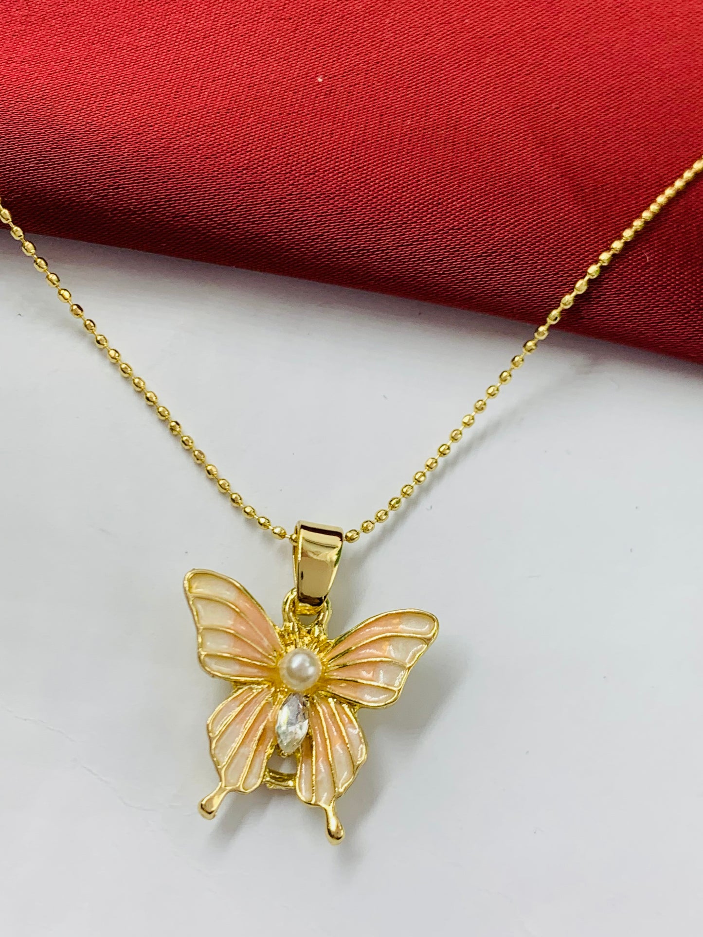 DIJE RODIO MARIPOSA DORADO