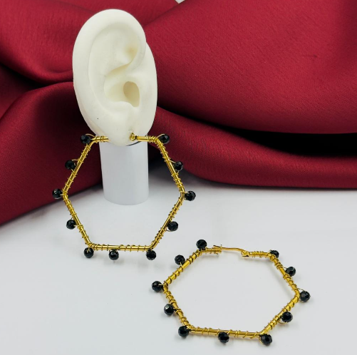 CANDONGA ACERO INOXIDABLE ROMBO CIRCON NEGRO ALAMBRE DORADO