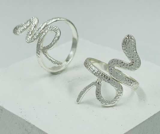 ANILLO ACERO INOXIDABLE PLATIZADO SERPIENTE