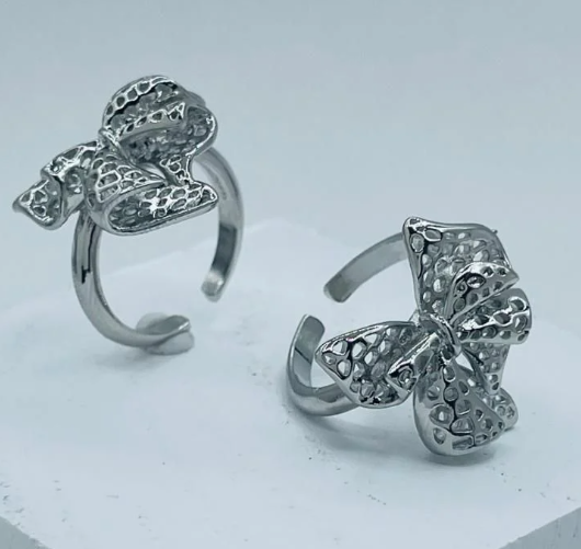 ANILLO RODIO PLATEADO MOÑO