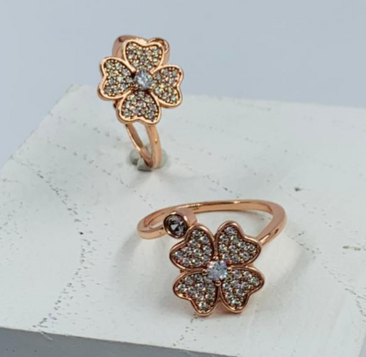 ANILLO RODIO GIRATORIO TREBOL CIRCON BLANCO ROSA