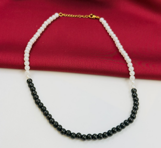 COLLAR TIPO PERLA ACERO INOXIDABLE NEGRO Y BLANCO