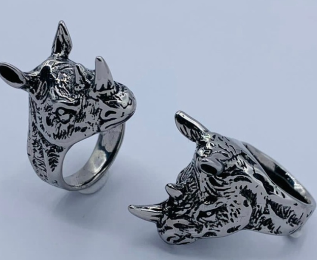 ANILLO ACERO INOXIDABLE RINOCERONTE
