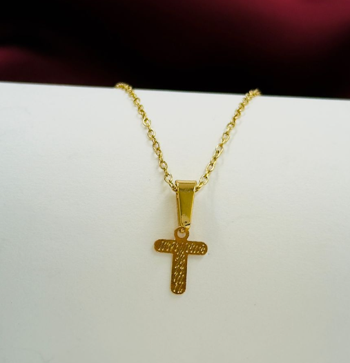 CADENA DIJE ACERO INOXIDABLE LETRA T DORADO