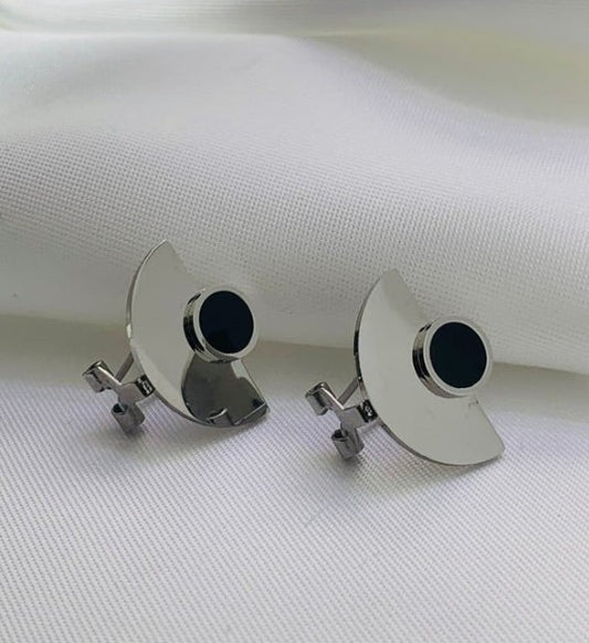ARETES NEGROS EN ACERO