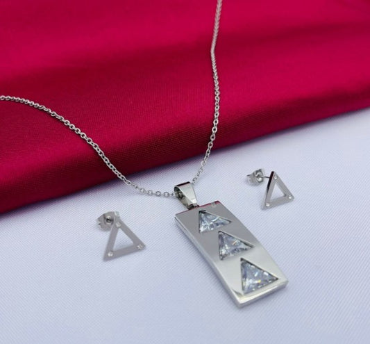 JUEGO TRIANGULOS ACERO