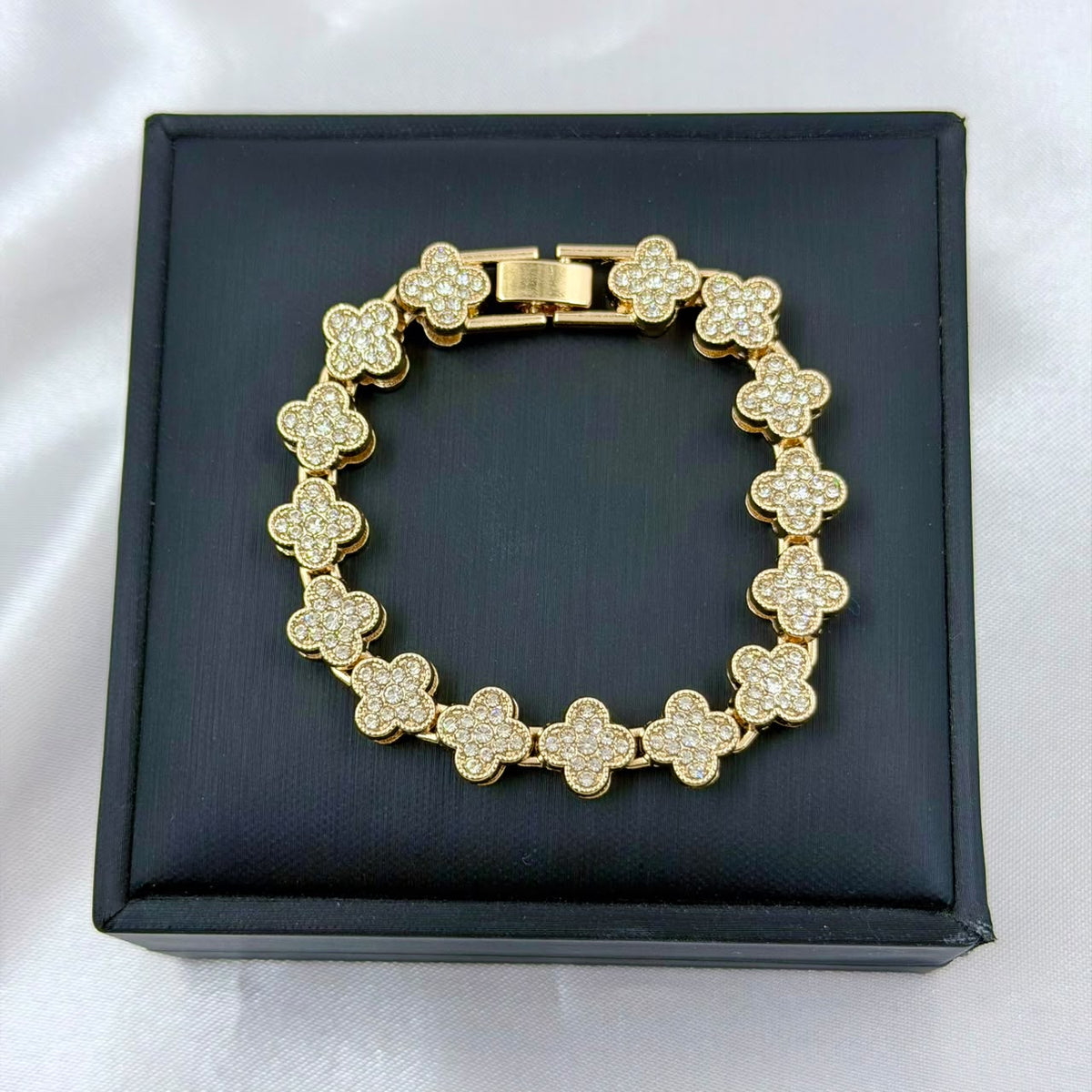 PULSERA RODIO VAN CLEF DORADO LLENO CIRCONES